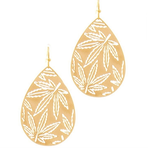 Metal leaf 420 print graphics goldtone pierced Teardrop - Picture 3 of 7